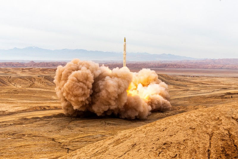 A missile is launched during a joint exercise called the 'Great Prophet 17', in the southwest of Iran, December 24, 2021. Picture taken December 24, 2021. Saeed Sajjadi/Fars News/WANA (West Asia News Agency) via REUTERS. ATTENTION EDITORS - THIS IMAGE HAS BEEN SUPPLIED BY A THIRD PARTY.