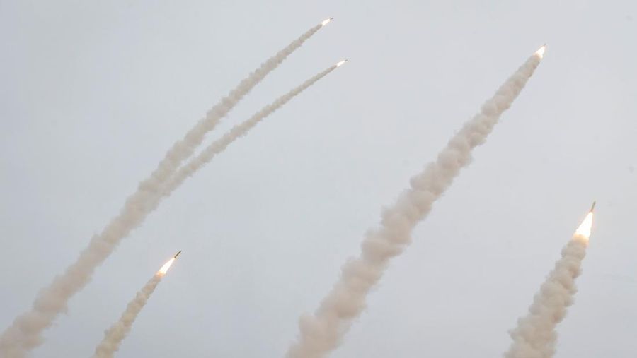 A missile is launched during a joint exercise called the 'Great Prophet 17', in the southwest of Iran, December 24, 2021. Picture taken December 24, 2021. Saeed Sajjadi/Fars News/WANA (West Asia News Agency) via REUTERS. ATTENTION EDITORS - THIS IMAGE HAS BEEN SUPPLIED BY A THIRD PARTY.