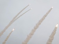 Breaking: 5 Roket Serang Pangkalan Militer AS