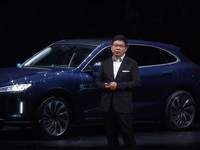 Di-blacklist Trump, Huawei Usik Dominasi Mobil Listrik Tesla