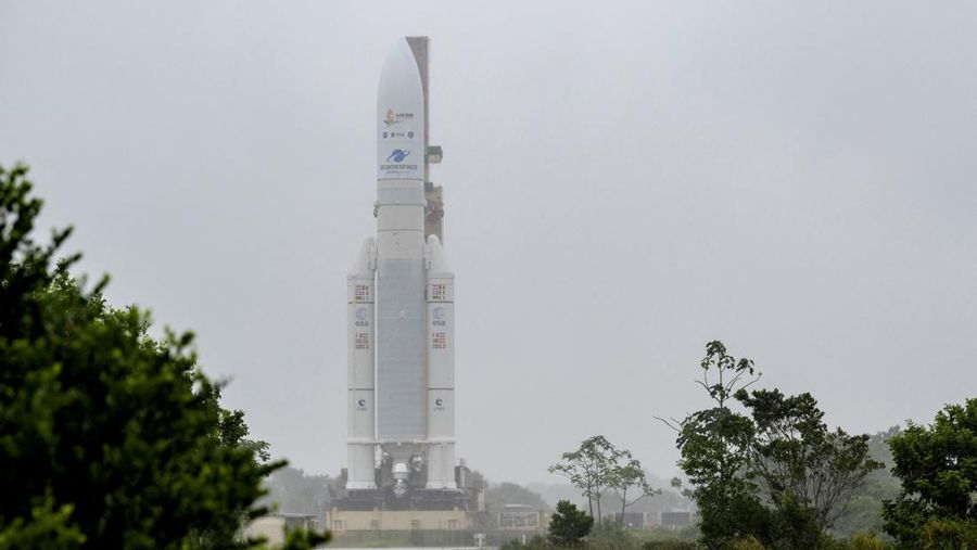 Arianespace's Ariane 5 rocket, with NASA's James Webb Space Telescope onboard, is rolled out to the launch pad at Europe’s Spaceport, the Guiana Space Center in Kourou, French Guiana December 23, 2021. Picture taken December 23, 2021.  NASA/Bill Ingalls/Handout via REUTERS.  MANDATORY CREDIT. THIS IMAGE HAS BEEN SUPPLIED BY A THIRD PARTY.