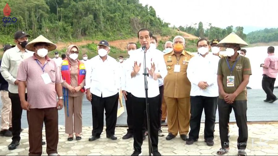 Rampungnya pembangunan Bendungan Ladongi oleh HK diyakini Presiden Jokowi dapat membantu masyarakat sekitar.