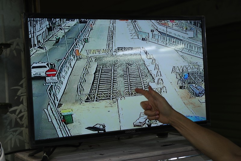 Rel Trem di Proyek MRT Fase 2A Glodok-Kota. (CNBC Indonesia/Tri Susilo)