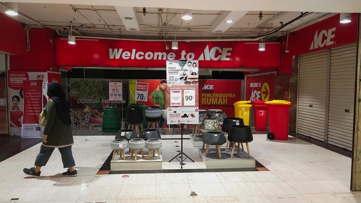 Ace Hardware (CNBC Indonesia/Tri Susilo)