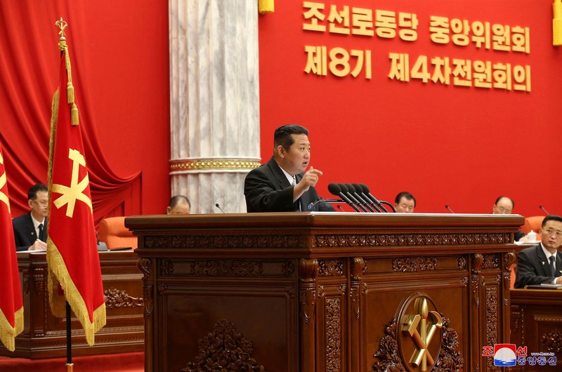 NORTHKOREA-KIMJONGUN/ North Korean leader Kim Jong Un attends a plenary meeting of the Central Committee of the ruling Workers' Party in this photo released on December 28, 2021 by North Korea's Korean Central News Agency (KCNA). KCNA/via REUTERS. ATTENTION EDITORS - THIS IMAGE WAS PROVIDED BY A THIRD PARTY. REUTERS IS UNABLE TO INDEPENDENTLY VERIFY THIS IMAGE. NO THIRD PARTY SALES. SOUTH KOREA OUT.