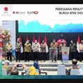 Tutup Perdagangan BEI, Airlangga Pede PDB RI 5,2% di 2022