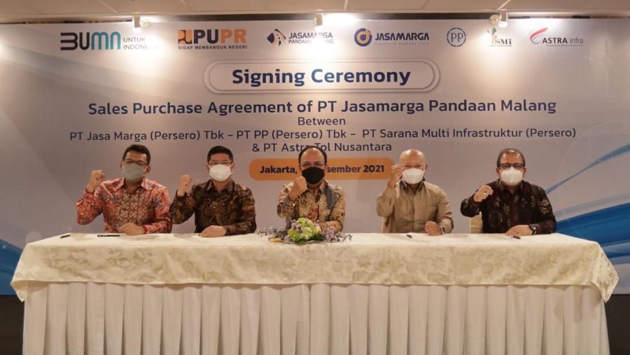 Signing Ceremony Sales Purchase Agreement of PT Jasamarga Pandaan Malang. (Ist Jasamarga)