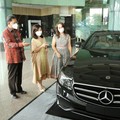 Ada Meriah Bareng Mega, Bank Mega Beri Nasabah Mercedes Benz
