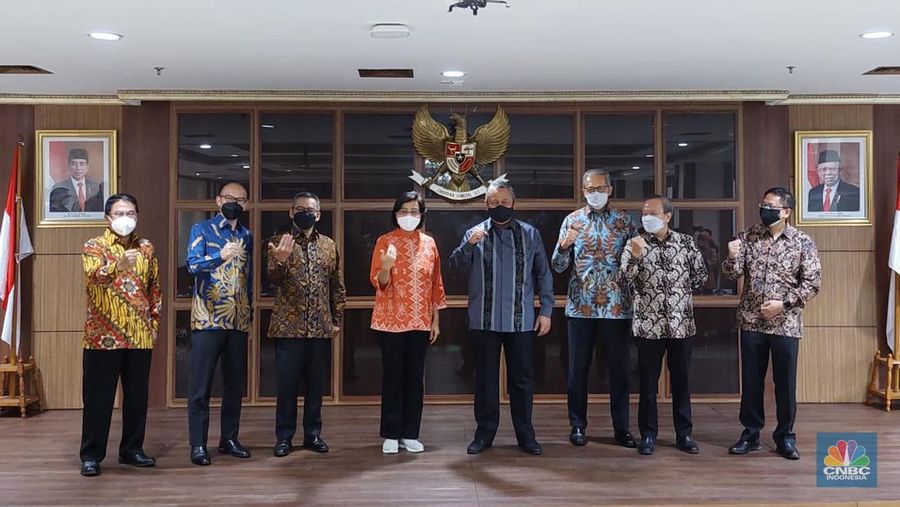 Konfrensi Pers Penetapan Pansel OJK (CNBC Indonesia/ Syahrizal Sidik)