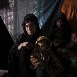 Duh! Taliban Wajibkan Perempuan Afghanistan Pakai Cadar