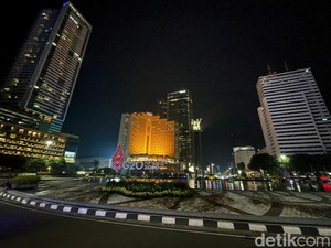 Tersisa Pemain Inti, Lalu Lintas di Bundaran HI Saat Malam Takbiran Lancar