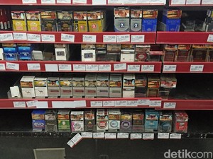 Pengusaha Ritel Minta Aturan Larangan Pemajangan Rokok Ditinjau Ulang