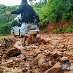 Sempat Viral! 'Jalan Neraka' Ditargetkan Jokowi Tuntas 2024