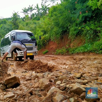 Tahun Sudah 2022, Masih Ada 'Jalan Neraka' di Dekat Ibu Kota
