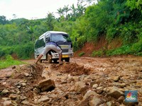 Tahun Sudah 2022, Masih Ada 'Jalan Neraka' di Dekat Ibu Kota
