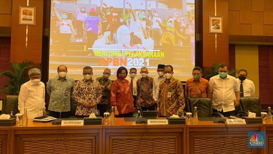 Konferensi Pers Realisasi APBN 2021. (CNBC Indonesia/ Lidya Julita Sembiring)