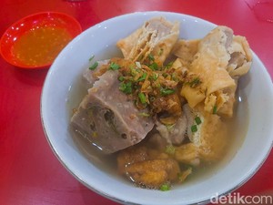 Uenak Poll! 10 Bakwan Malang yang Kondang Gurihnya