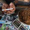 Masyarakat RI Kompak Pindah ke Rokok Murah, Ini Respons Bea Cukai
