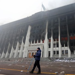 Kazakhstan Chaos! Bank Dilaporkan Tutup, Mesin ATM Dijarah