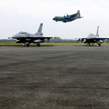 Jet Tempur Canggih F-16 Taiwan Hilang, Diduga Jatuh ke Laut