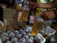 Pak Jokowi, Selamat! Sebulan Harga Minyak Goreng Turun 5%