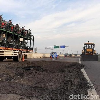 Pak Jokowi, Nih Potret Lubang 'Nganga' Tol Trans Sumatera