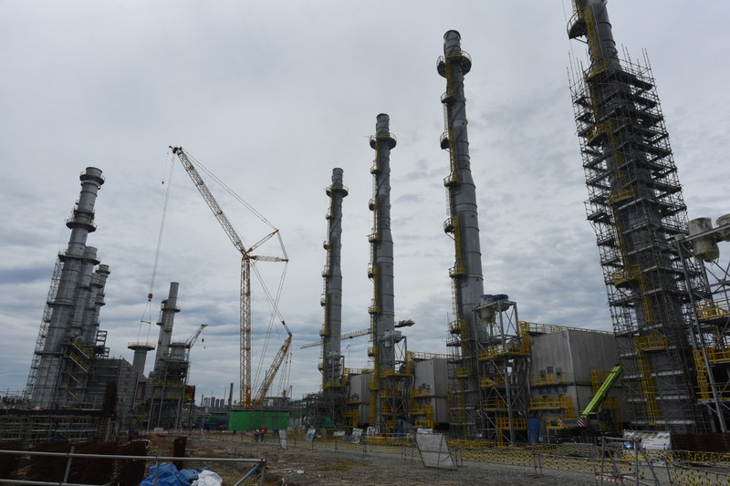 Proyek Kilang Raksasa Pertamina Balikpapan (Dok: Pertamina) Proyek Kilang Raksasa Pertamina Balikpapan (Dok: Pertamina)