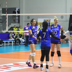 Voli bjb Tandamata Kalahkan Jakarta Popsivo Polwan di Proliga