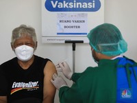 Pengguna Vaksin Sinovac, Ini Booster Terampuh 'Hajar' Omicron