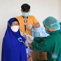 Pengguna Vaksin Sinovac, Ini Booster Terampuh Lawan Omicron