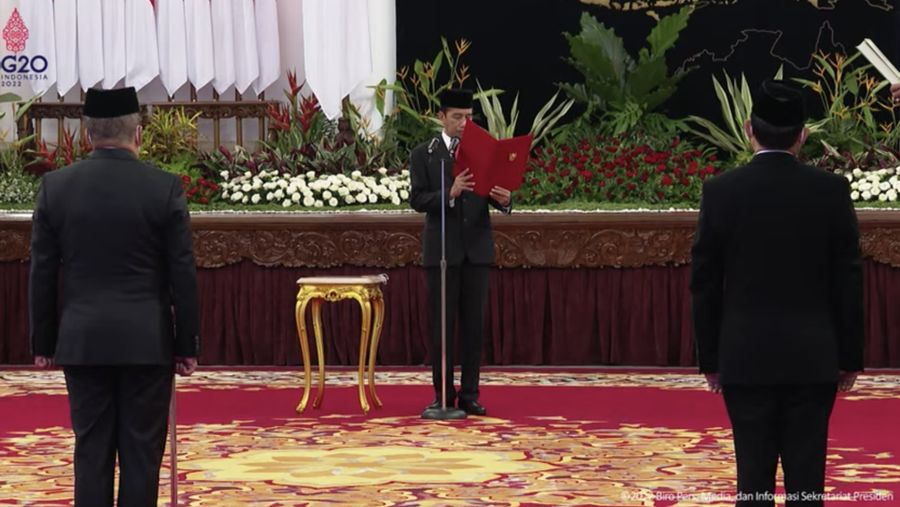 Pelantikan Para Duta Besar Luar Biasa dan Berkuasa Penuh RI, Istana Negara, (12/1/2022). (Tangkapan layar youtube setpres RI)