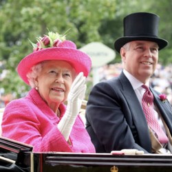 Terbongkar, Ini 9 Kebiasaan Makan Aneh Royal Family Inggris