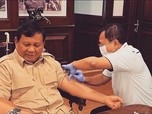 Dr. Terawan Suntikkan Booster Vaksin Nusantara Kepada Prabowo