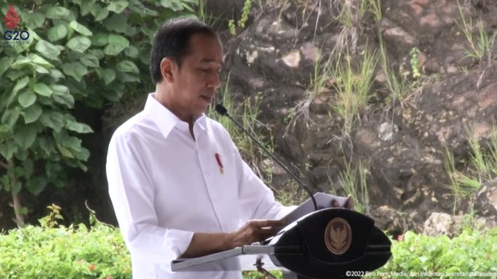Presiden Jokowi Luncurkan Injourney Holding Pariwisata dan Pendukung, Lombok Tengah, 13 Januari 2022 (Tangkapan layar youtube setpres RI)