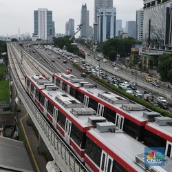 Bos KAI Akui Proyek LRT Beban, Desain Tak Benar Sejak Awal