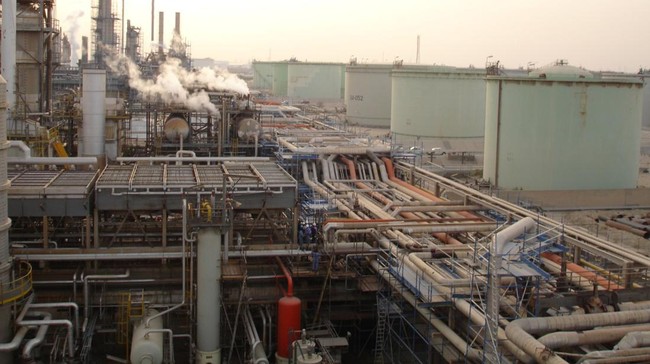 Kapal Tidak Bisa Lewat Teluk Persia, Kuwait Pangkas Produksi Minyak
