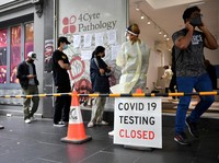 Cerita Tetangga RI: Dulu Dipuji Lawan Covid, Sekarang 'Chaos'