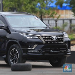 Karet - Alumunium Terbang, Toyota Pastikan Takkan Naik Harga
