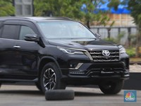 Modal Rp200-an Juta Sudah Bisa Boyong Fortuner Diesel Bekas, Minat?
