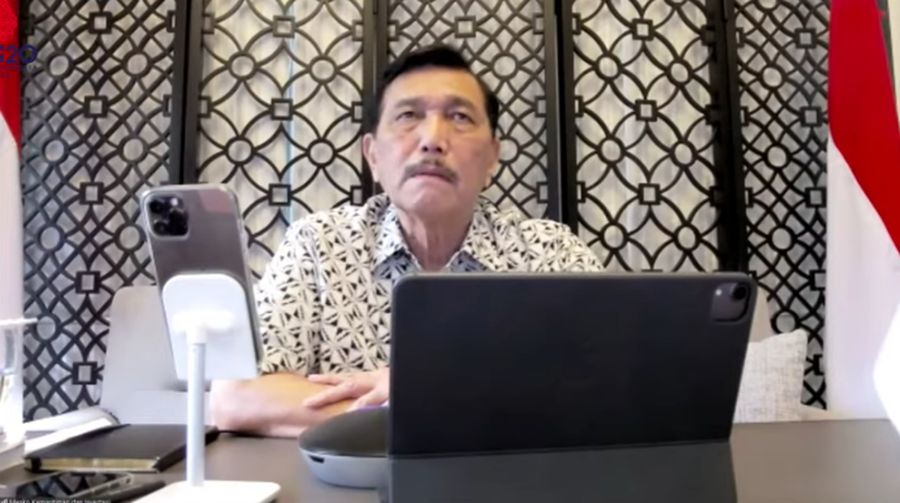 Menteri Koordinator Bidang Kemaritiman dan Investasi Luhut Binsar Pandjaitan Saat Memberikan Keterangan Pers Menteri terkait Hasil Ratas Evaluasi PPKM, 16 Januari 2022. (Tangkapan Layar Youtube Sekretariat Presiden)