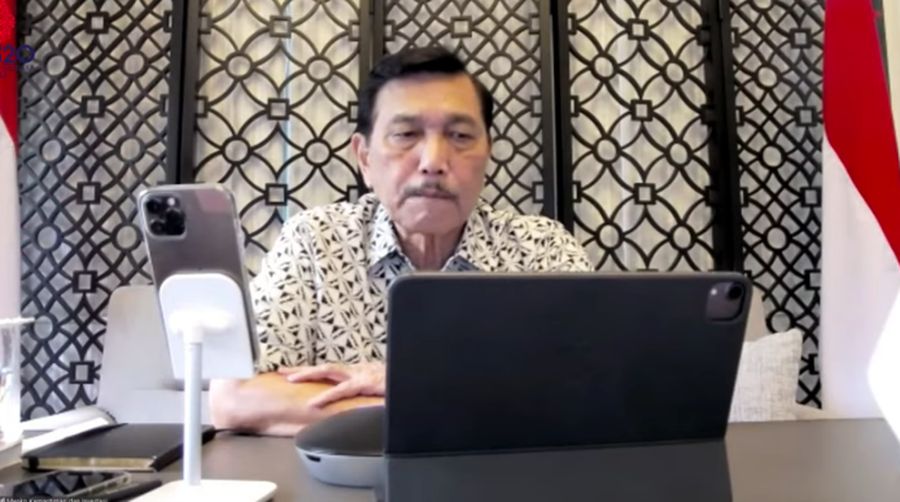 Menteri Koordinator Bidang Kemaritiman dan Investasi Luhut Binsar Pandjaitan Saat Memberikan Keterangan Pers Menteri terkait Hasil Ratas Evaluasi PPKM, 16 Januari 2022. (Tangkapan Layar Youtube Sekretariat Presiden)