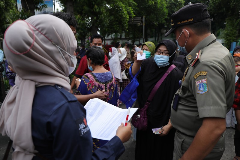 Bazar Minyak Goreng Murah (CNBC Indonesia/Tri Susilo)
