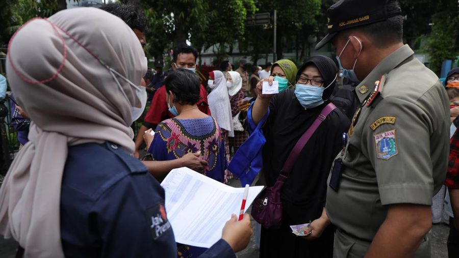 Bazar Minyak Goreng Murah (CNBC Indonesia/Tri Susilo)