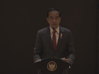 Psst.. Kang Emil Tiba-tiba 'Berbisik' ke Jokowi, Ada Apa?