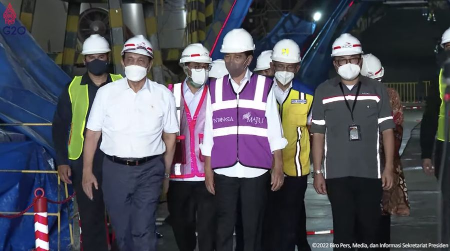 Keterangan Pers Presiden RI, Jokowi Setelah Meninjau Pintu Masuk Tunnel 2 Proyek KCJB, 17 Januari 2022