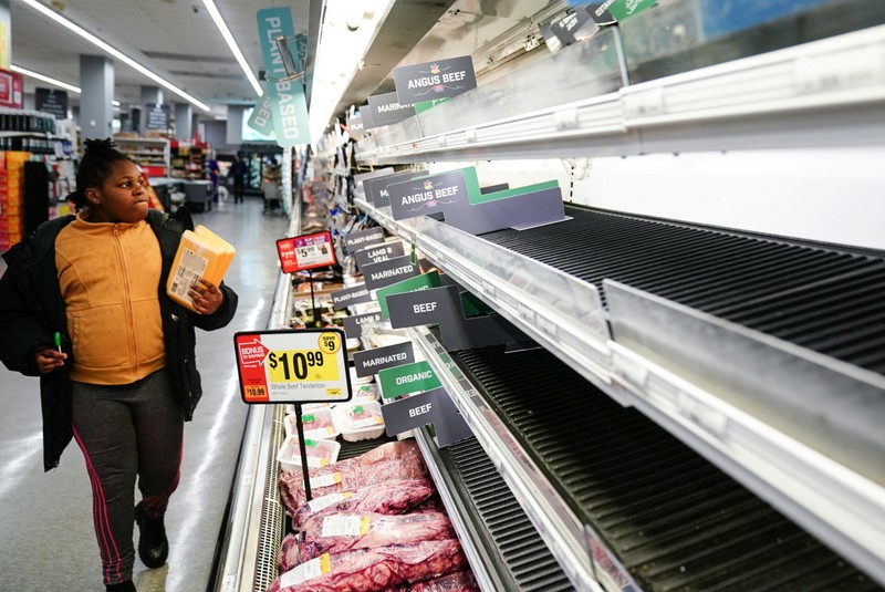 An egg display case is seen nearly empty at a Giant Food grocery store as the U.S. continues to experience supply chain disruptions in Washington, U.S., January 9, 2022. REUTERS/Sarah Silbiger