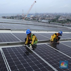 Sah! RI Punya Pabrik Panel Surya Raksasa Rp 1,5 Triliun di Kendal
