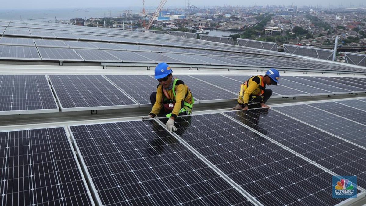 Sah! RI Punya Pabrik Panel Surya Raksasa Rp 1,5 Triliun di Kendal