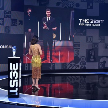 Lewandowski Raih FIFA Awards 2021, Ini Para Pemenangnya