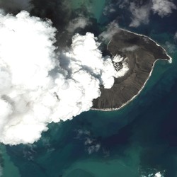 Ngeri! Gunung Berapi Bawah Laut Ini Picu 85.000 Gempa Bumi